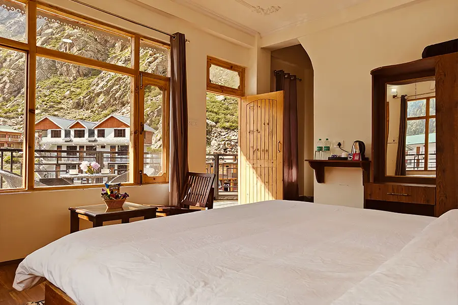 balcony-and-seating-area-from-executive-room-with-chitkul-village-view